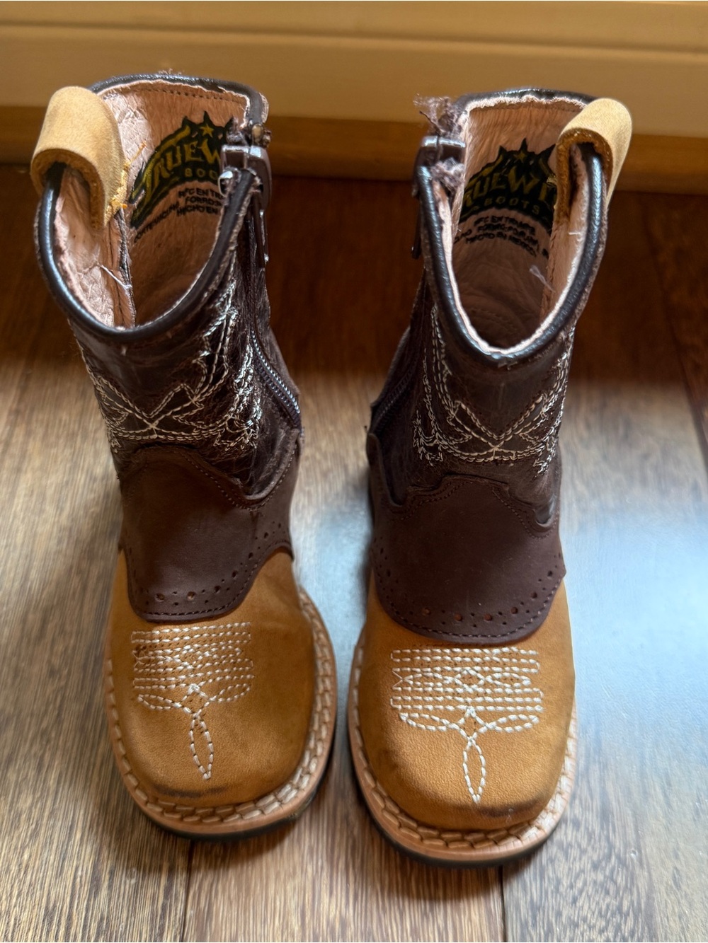 Kids Brown and Tan Western Cowboy Boots 5.5 inches long